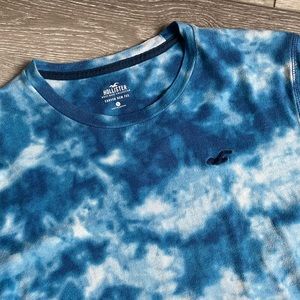 Hollister, white and blue shirt